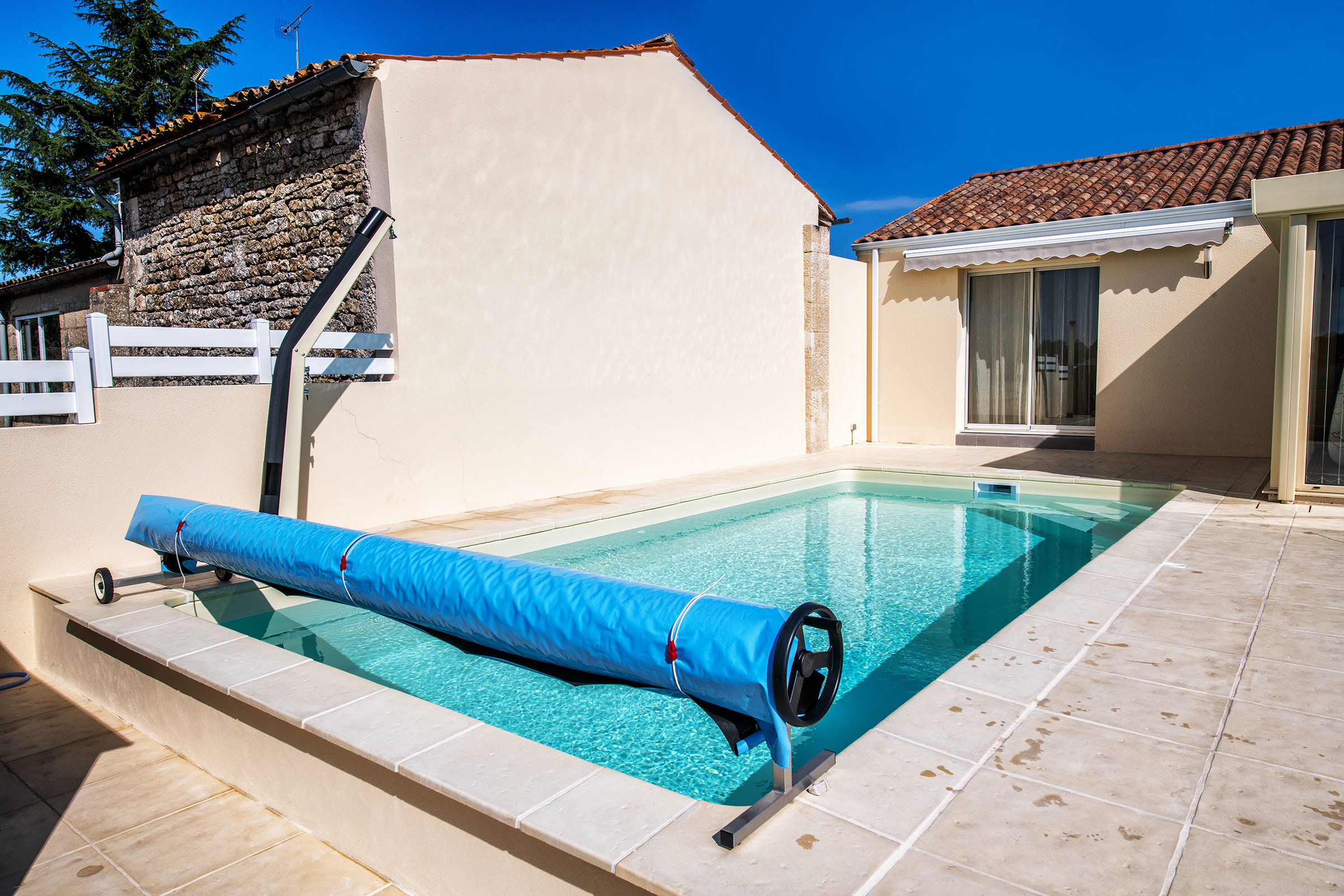 Construction et entretien de piscine - SPA - Accessoires - SAV
