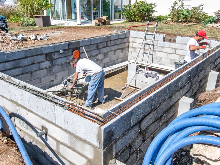 Construction d’un bassin enterré de piscine