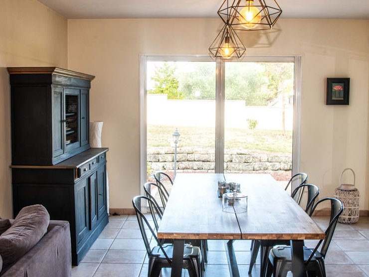 Carrelage, peinture et pierres de parement